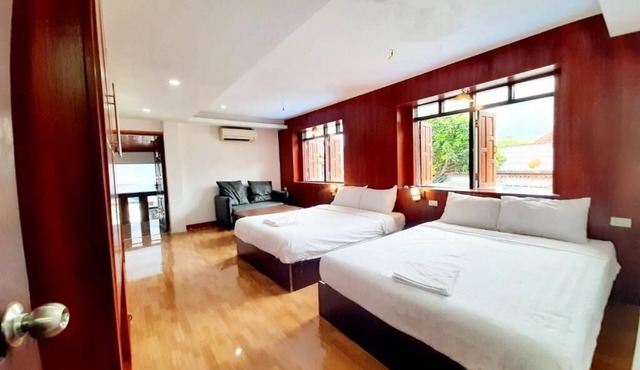 Vang Vieng Sky Mountain View Hotel