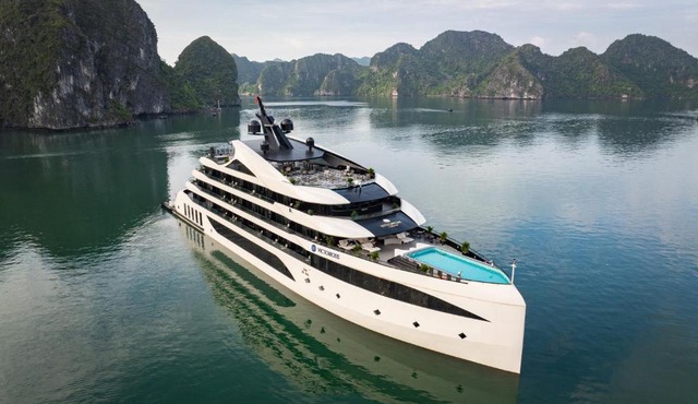 Victorious Cruise Ha Long Bay in Ha Long
