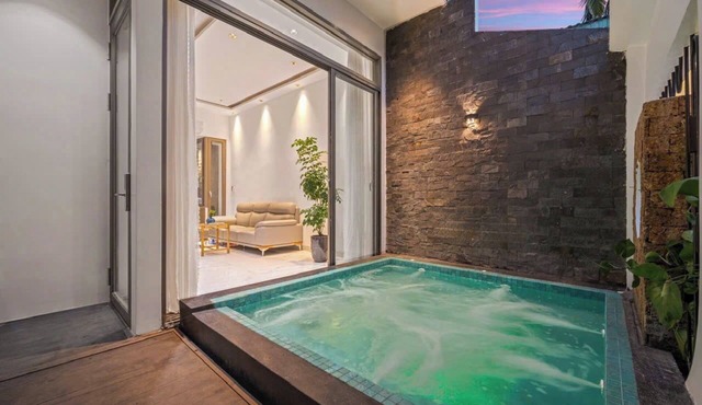 Villa 4BR Luxury Pool Villa near My Khe Beach