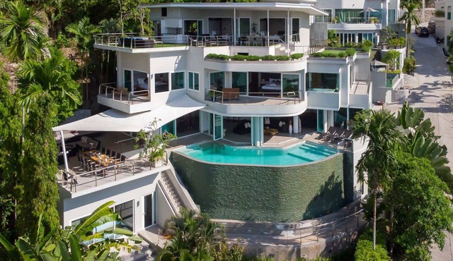 Villa Beyond 9 Bedrooms Seaview - Full Services in Tambon Choeng Thale