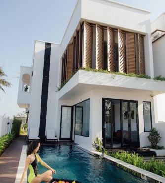 Villa nguyên căn 4 phòng ngủ, cạnh biển Thuận An Rabbit Home Villa in Hue