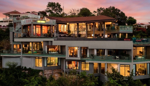 Villa Skyfall 8-bedroom with Private Cinema in Koh Samui
