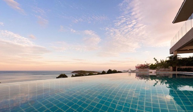 Villa Sukham Luxury Hillside Ocean Views