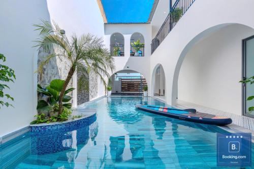 Villa Vũng Tàu Đi Bộ Ra Biển Gần Cột Cờ Bãi Sau - 160 HHT