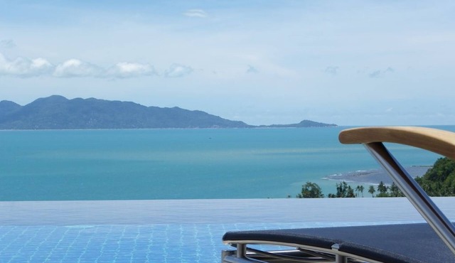 Villa with privat 50sqm pool. Dreamlike sea view! in Mae Nam