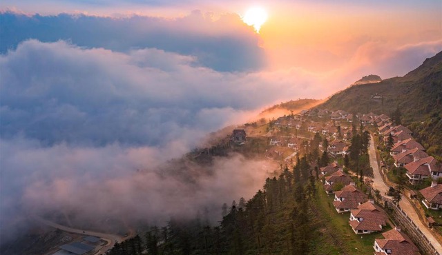 Ville De Mont Mountain Resort