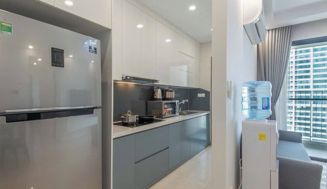 Vinhomes D’Capitale 2BR Apartment | Central & Fully Furnished