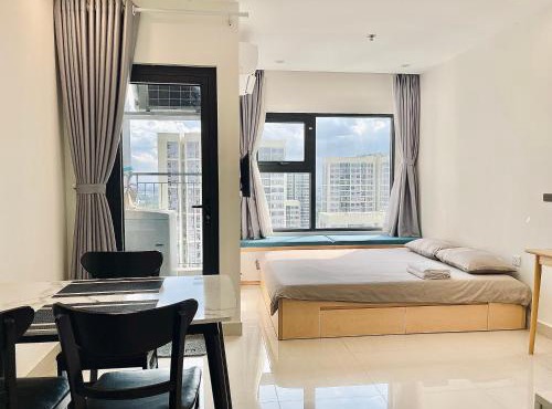 Vinhomes Studio Apartment With Pool View - BB Home