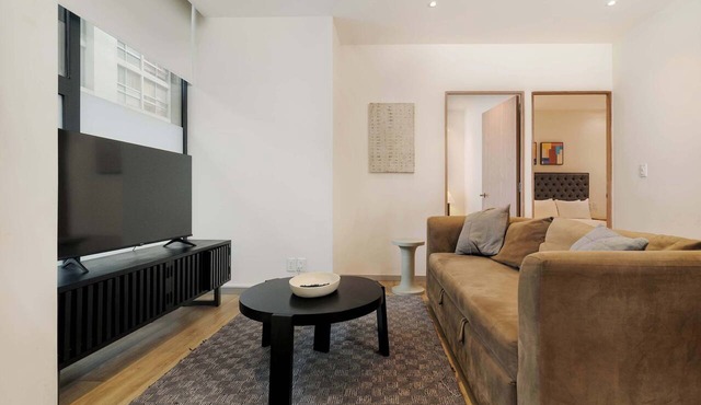 w* | Bright 2BR w/AC in Prime Cuauhtemoc in Ciudad de México