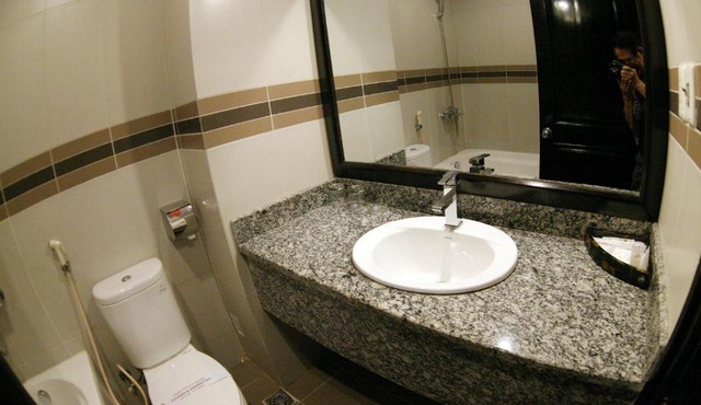 White Palace Thai Binh Hotel