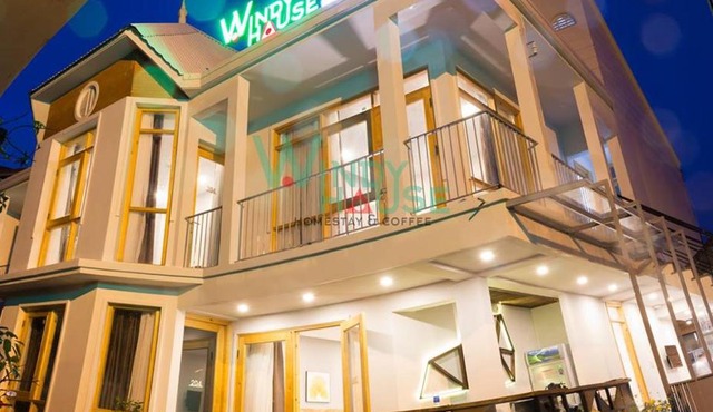 WINDY HOUSE