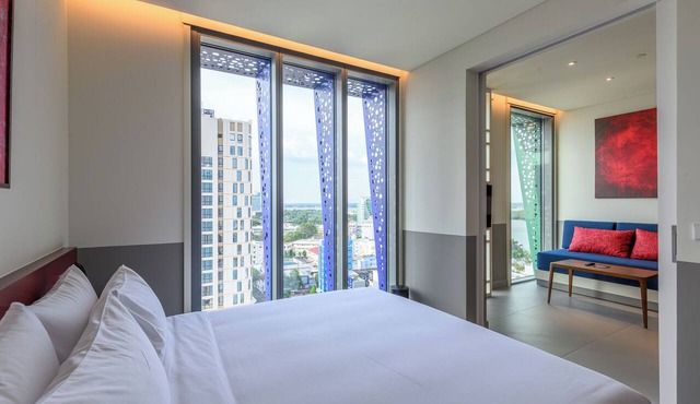 Wink Hai Phong Centre, Unscripted by Hyatt - 24 Hours stay