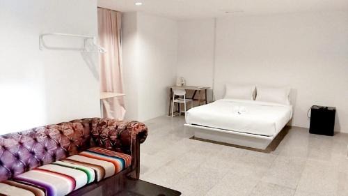 XX Mitr Inn - Sukhumvit 2 - BTS Nana มิตร อินน์ สุขุมวิท 2 บีทีเอสนานา in Bangkok