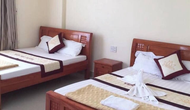 Yen Nhi Hotel Minh Chau - BAYLUXURY