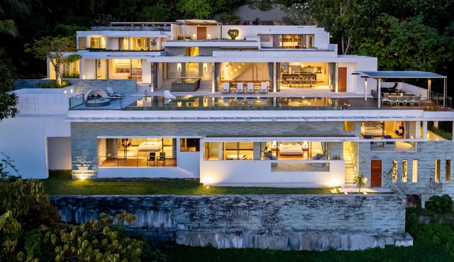 Zest 4 Bed : Ultra-Luxurious Five Star Villa in Koh Samui