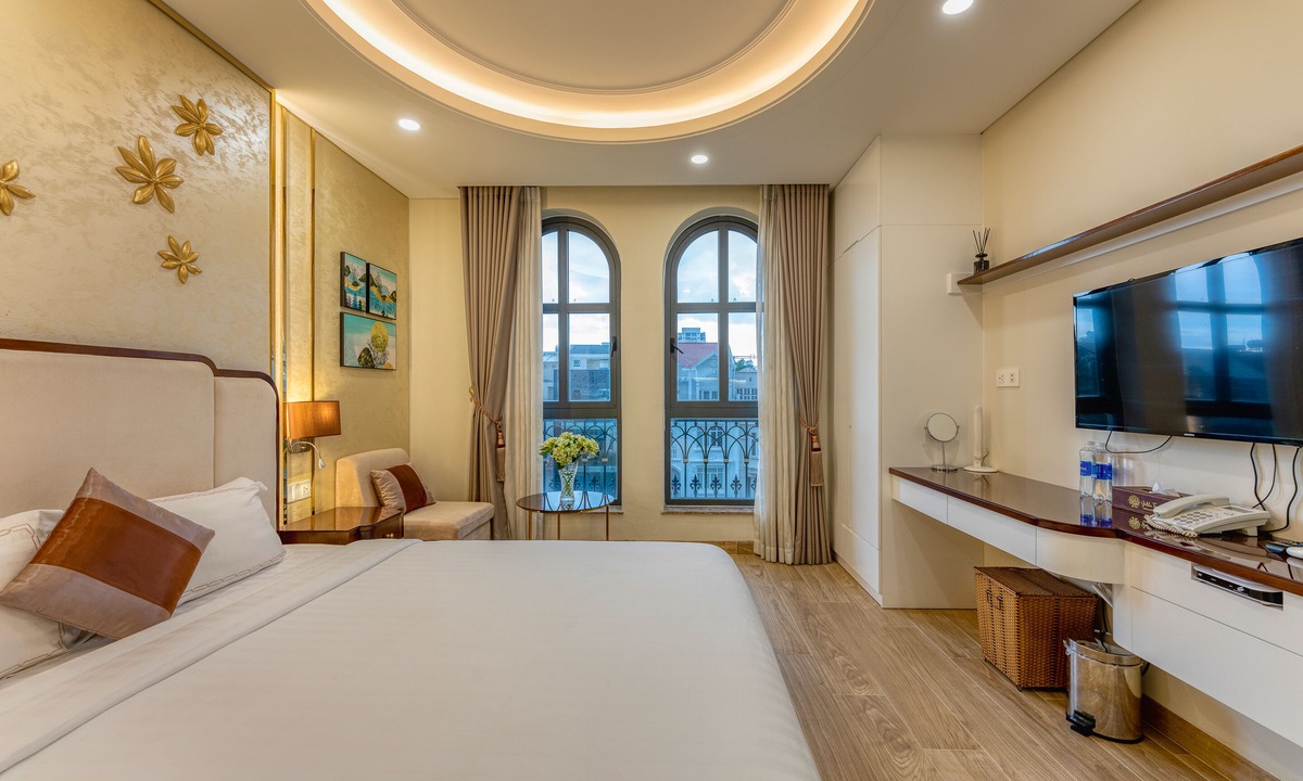 Phu My Hung Hotel | Golden Tree Hotel & Apartment