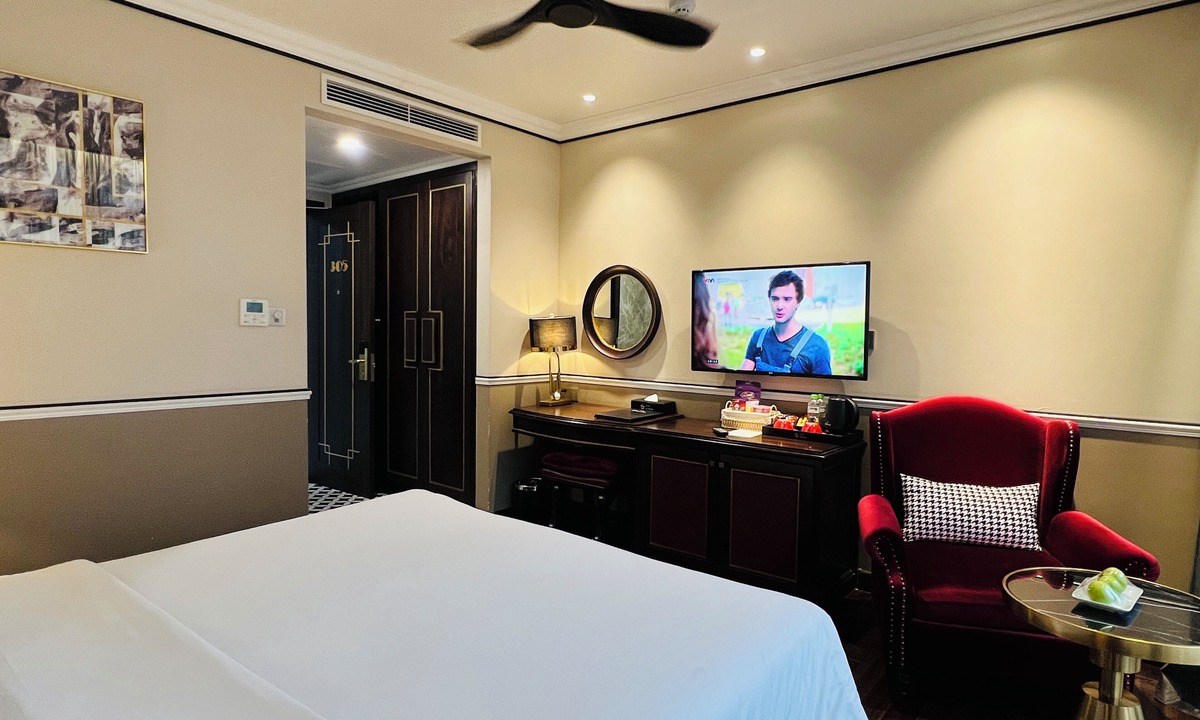 Long Bien Hotel | Hotel du Monde Art