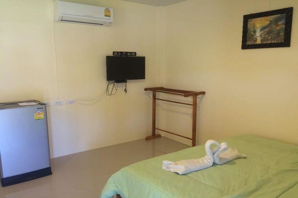 Tha Mai Hotel | Porkaew Resort