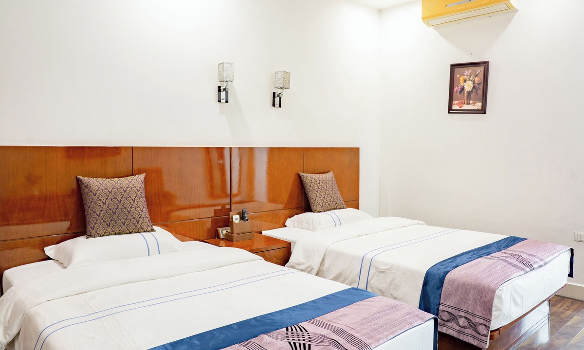 Cao Bang Hotel | Son Tung Hotel - Kim Dong Walking Street