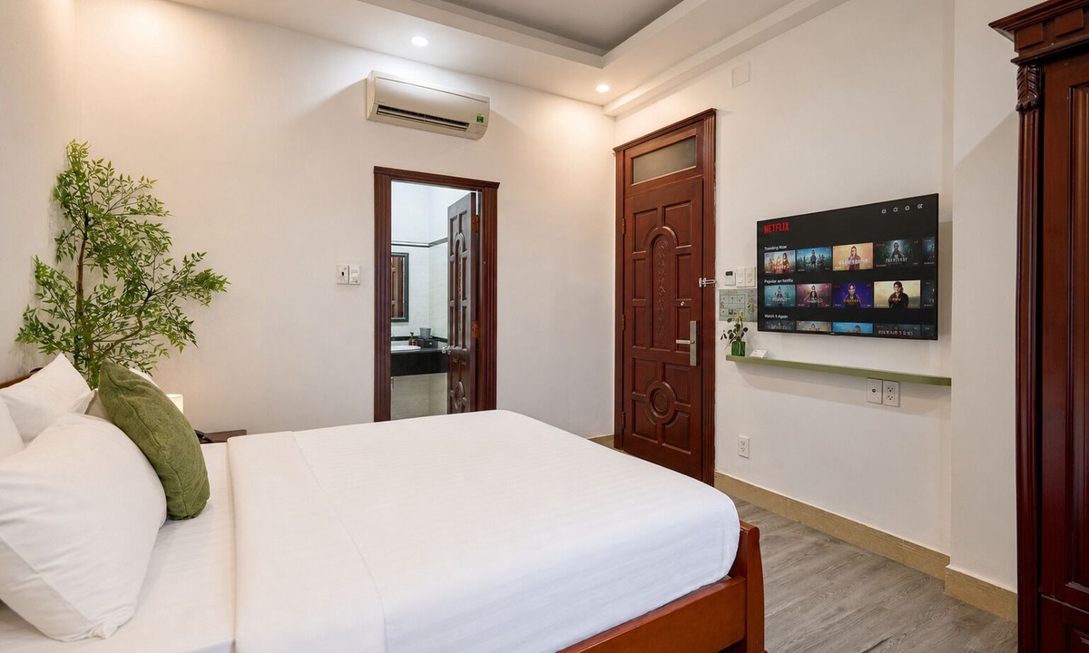 Ba Queo Hotel | Cactusland Hotel Tan Binh