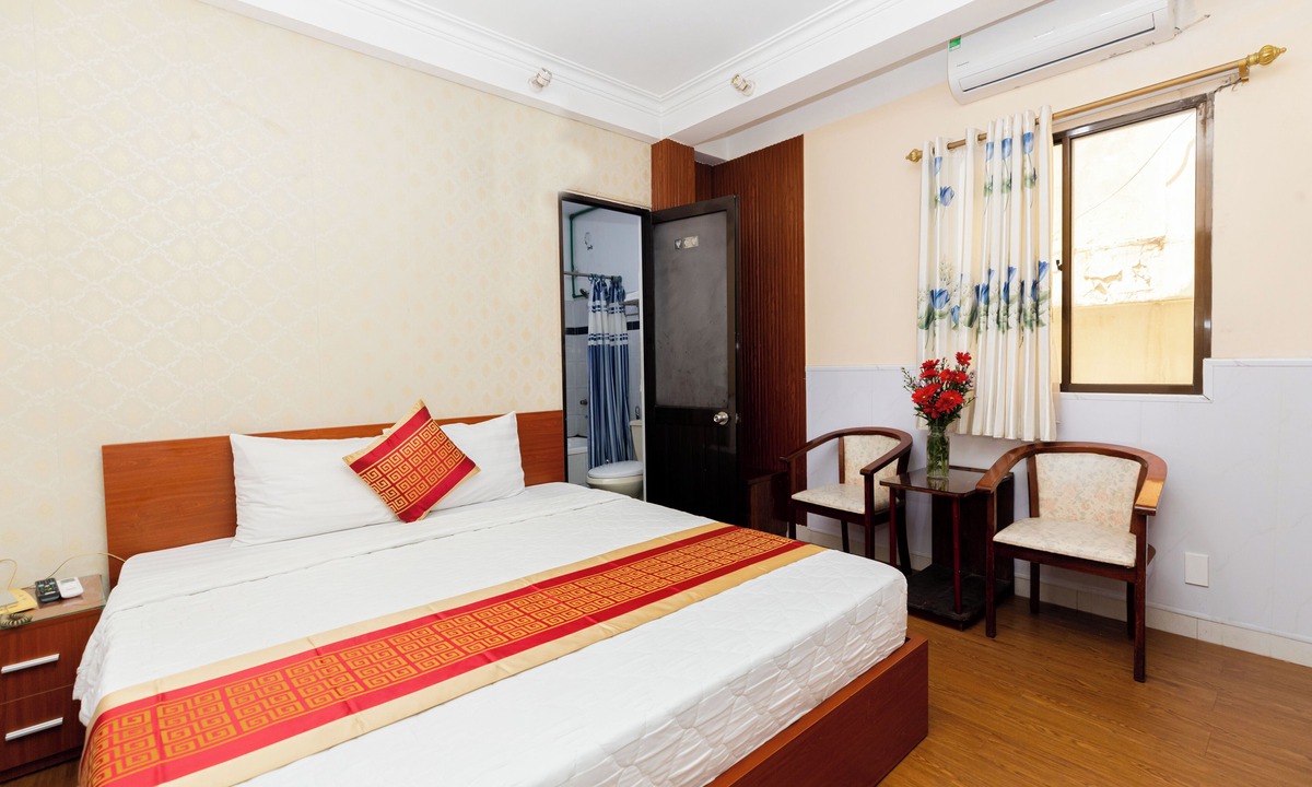 Phuong 6 Hotel | Vuon Tao Dan Hotel Near Ben Thanh Market