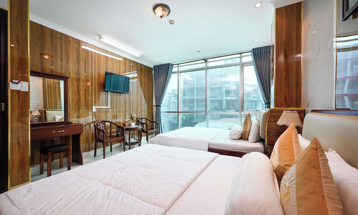 District 6 Hotel | Ly Ly Hotel