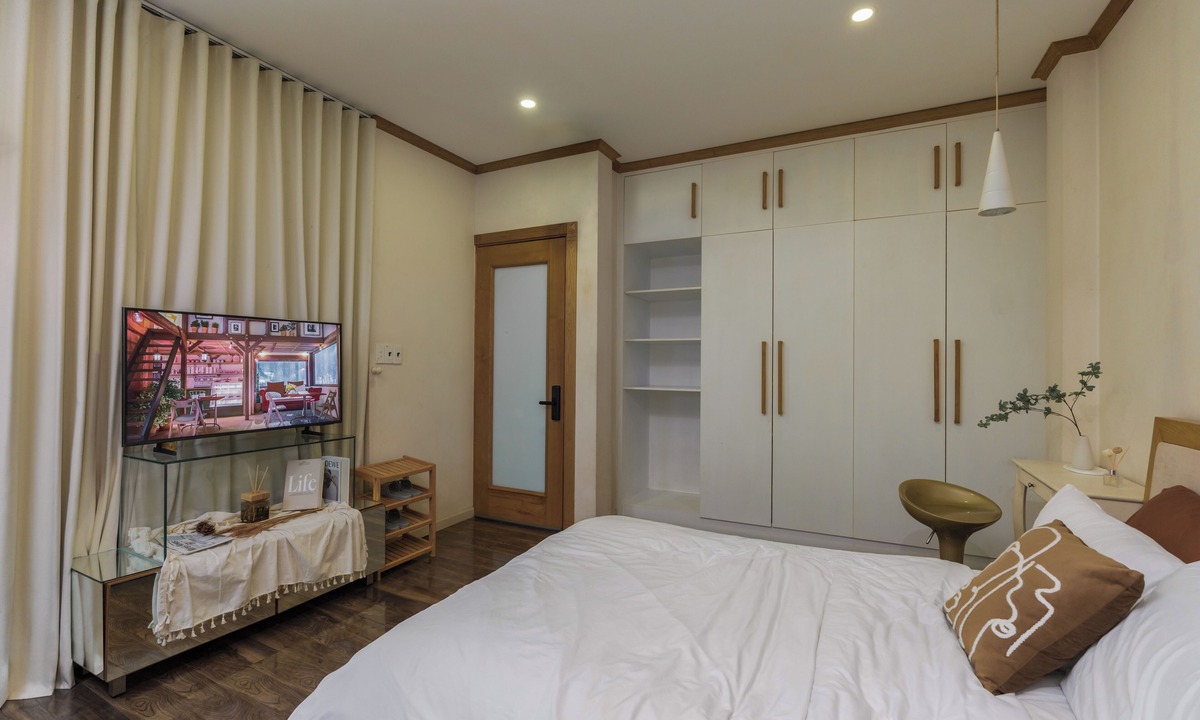 Phuong 8 Apartment | Ember House Saigon