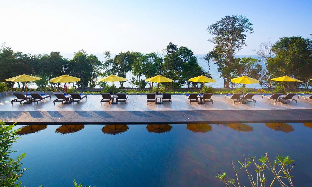 Sai Thai Hotel | The ShellSea Krabi Luxury Beach Front Resort & Pool Villa