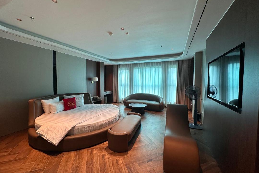 Long Bien Hotel | Lam Anh Hotel 11