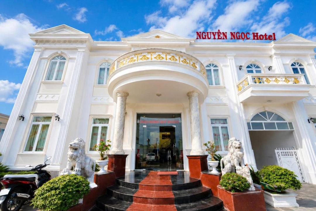 Cu Jut Hotel | Nguyên Ngọc Hotel