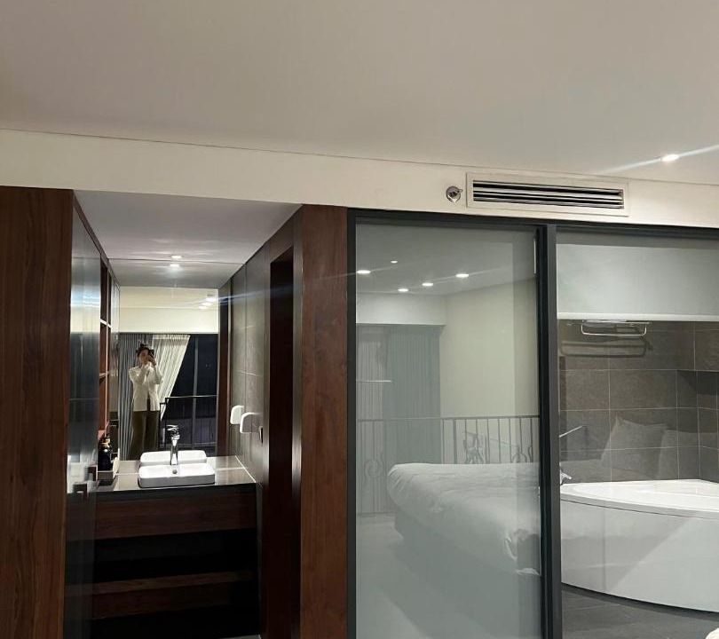 Tay Ho Apartment | Westlake Loft Suite Duplex PentStudio