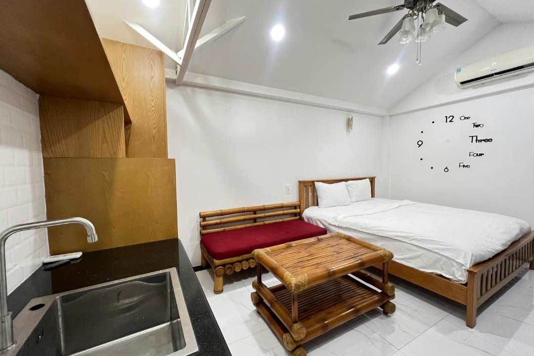 Downtown Ho Chi Minh City Apartment | StayX Bùi Viện House