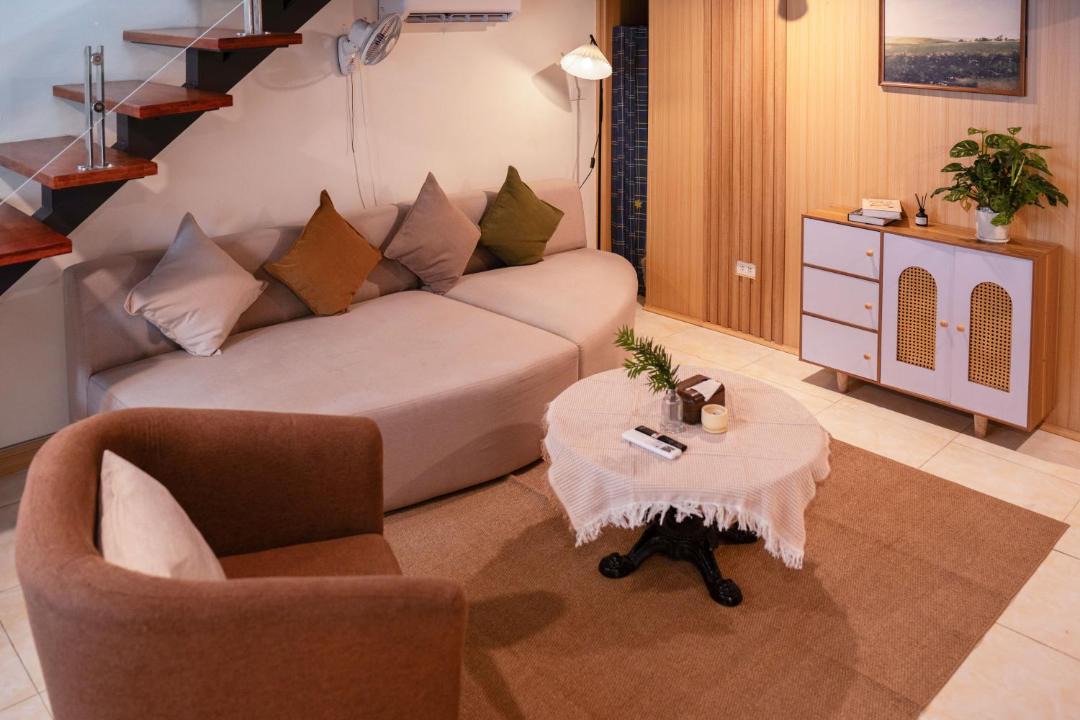 Hang Bo Apartment | Hidden gem - Spacious 2 bedroom house - Hoan Kiem lake - Quiet living space