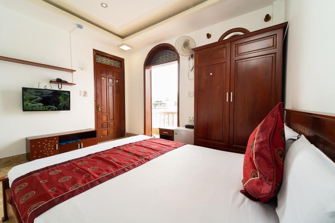 District 6 Hotel | Collection O Long Phung Hotel
