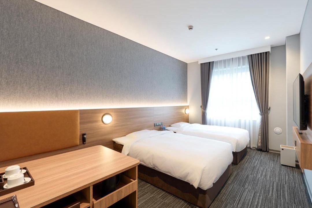 Dich Vong Hau Hotel | SUPER HOTEL HANOI - Grand Opening in 17 March 2026