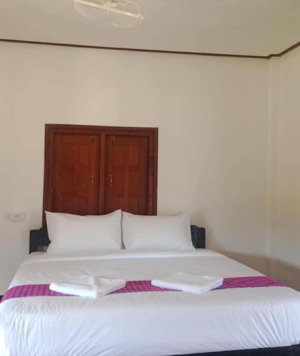 Kong Lor House | Guesthouse and Restaurant SayLomYen KongLor