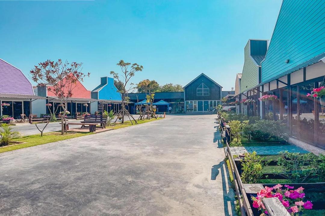 Khon Kaen Hotel | Pai Tawan Resort Hotel - Pet friendly