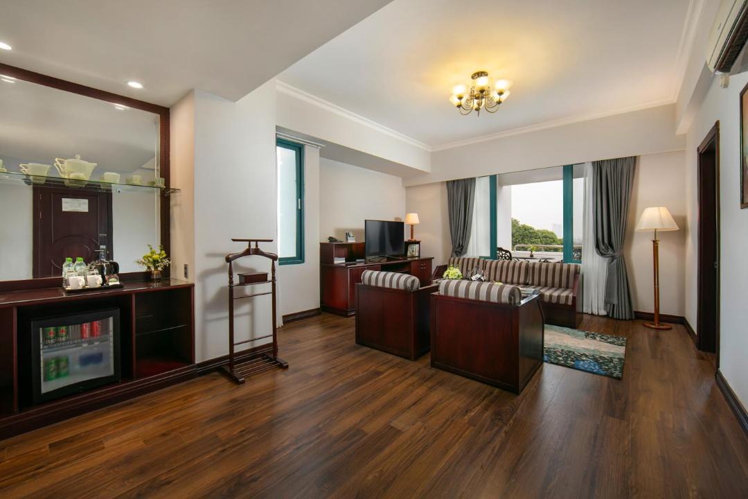 Lach Tray Hotel | The Tray Hotel Hai Phong
