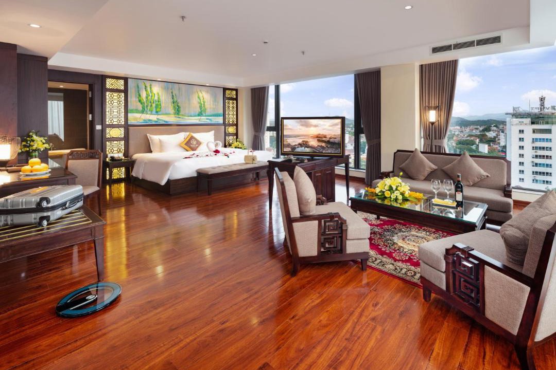 Hue City Centre Hotel | Thanh Lich Royal Boutique