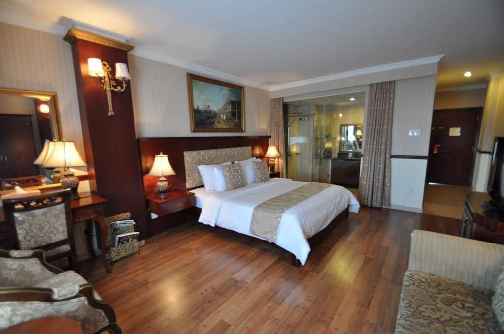 Photo of Bedroom in District 10