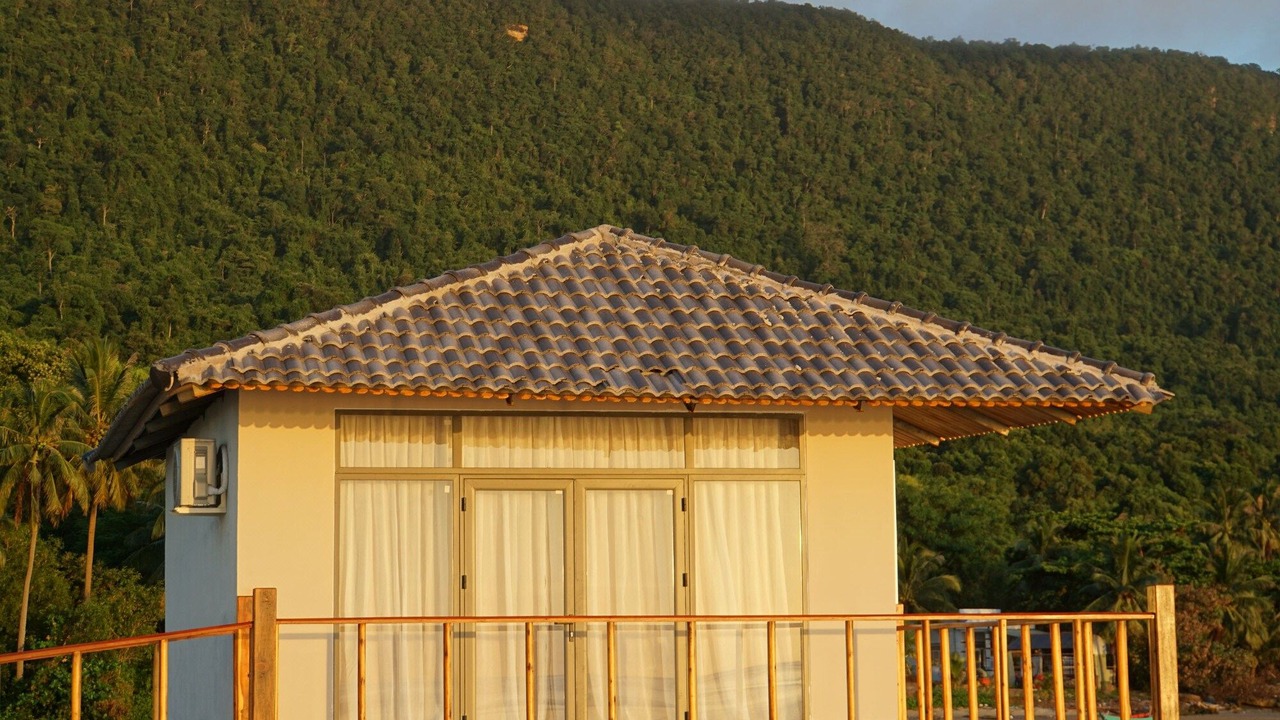 Photo of Buildings in Ham Ninh