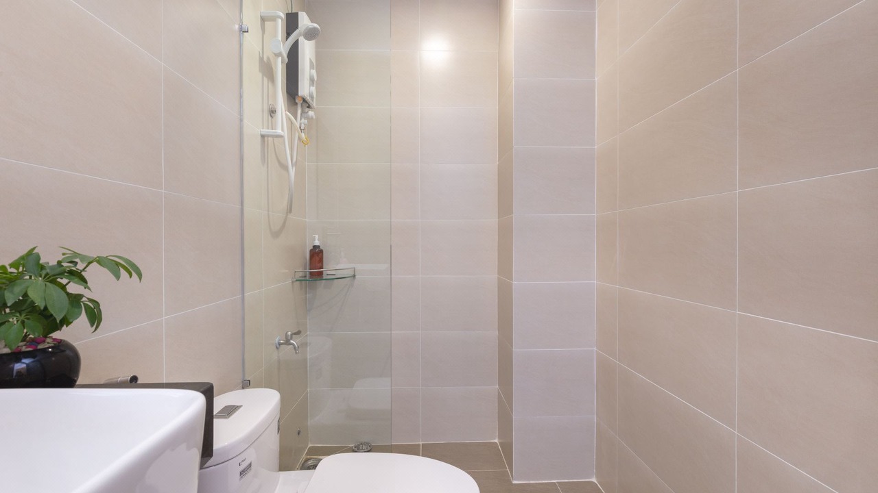 Photo of Bathroom in Phuong 8