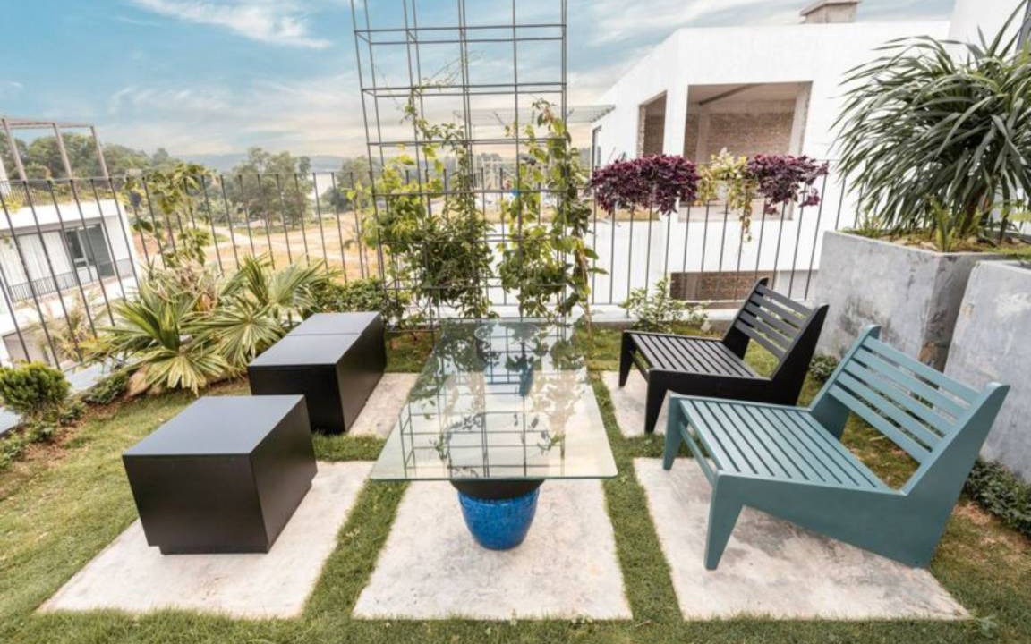 Photo of Patio Balcony in Dai Lai Lake