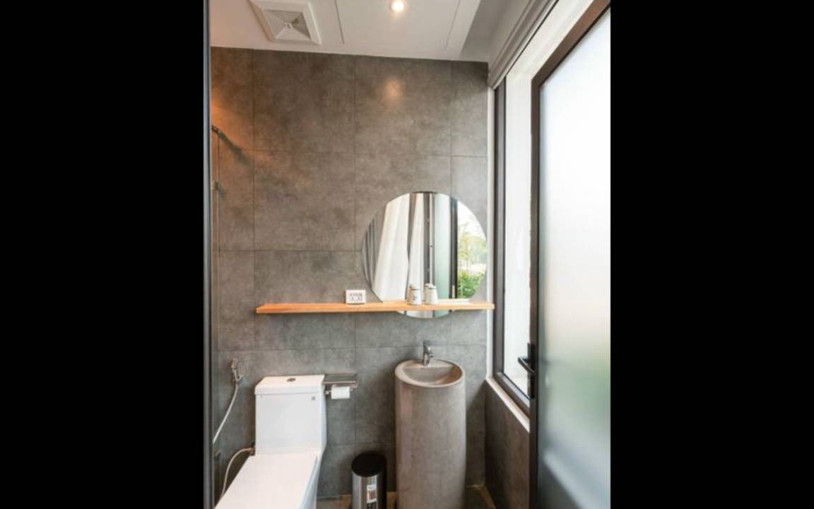 Photo of Bathroom in Dai Lai Lake