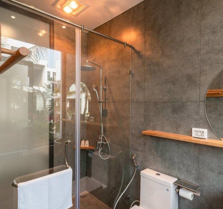 Photo of Bathroom in Dai Lai Lake