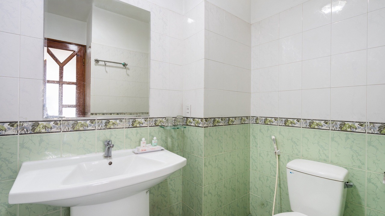 Photo of Bathroom in District 11