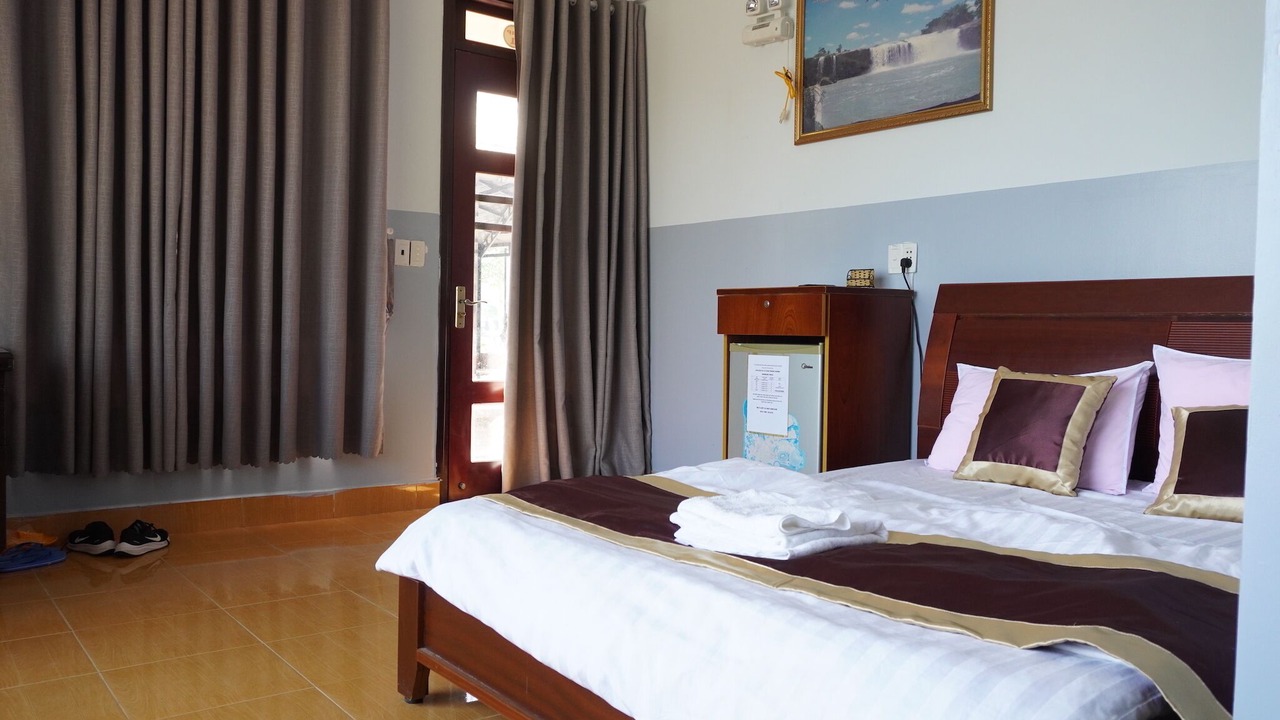 Photo of Bedroom in Lien Son