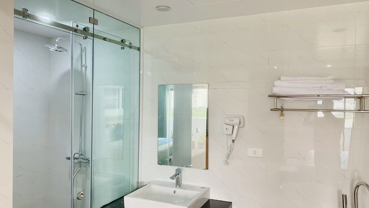 Photo of Bathroom in Ha Long