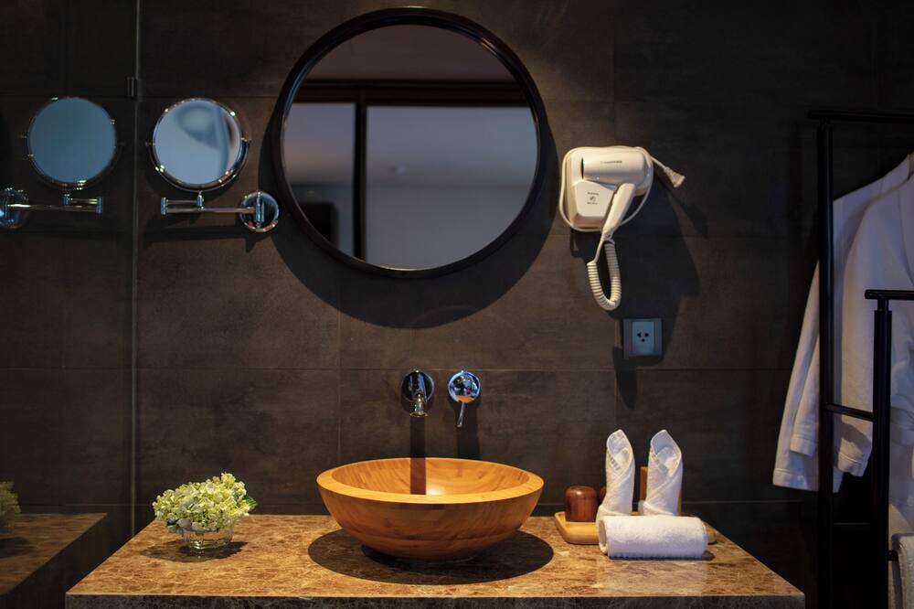 Photo of Bathroom in Bai Chay