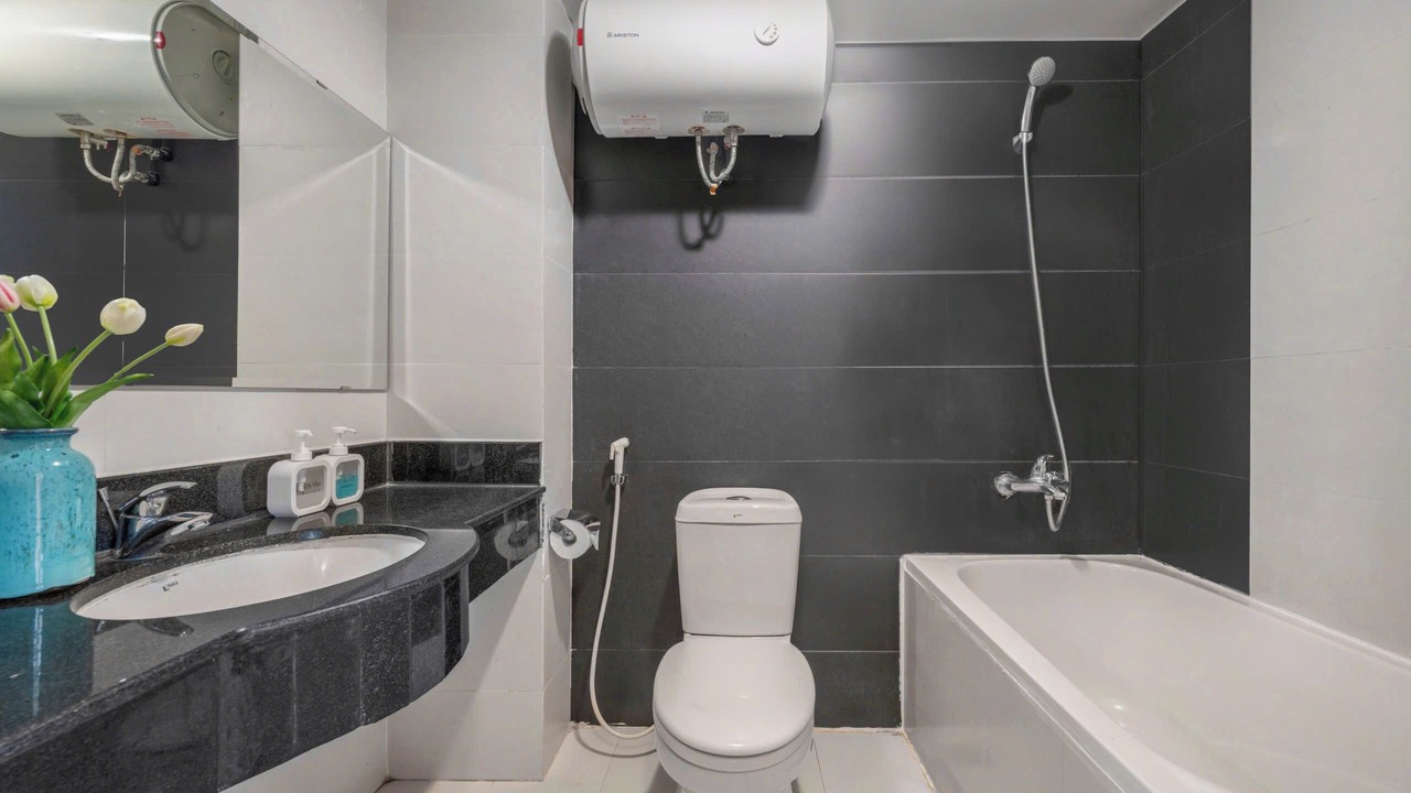 Photo of Bathroom in Hue City Centre